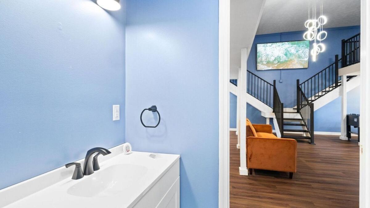 122 Kelly The Real Fun Pool Hot Tub Holiday home